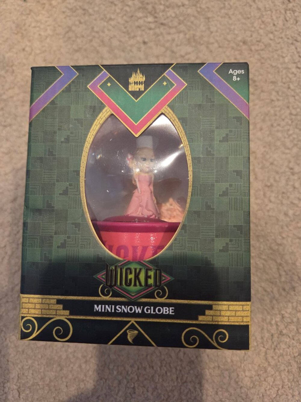 Wicked NWT Glinda Mini Snowglobe